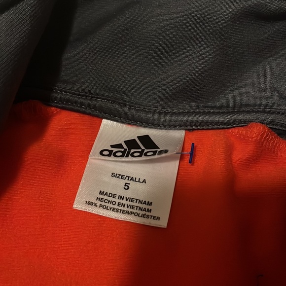 Boys Adidas Size 5 Track Jacket - Picture 2 of 3
